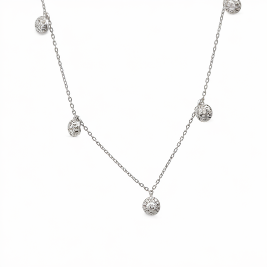Circle diamond necklace