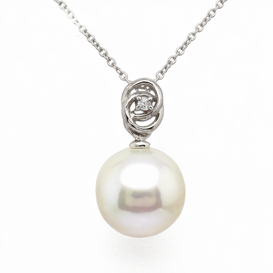 South Sea pearl diamond necklace