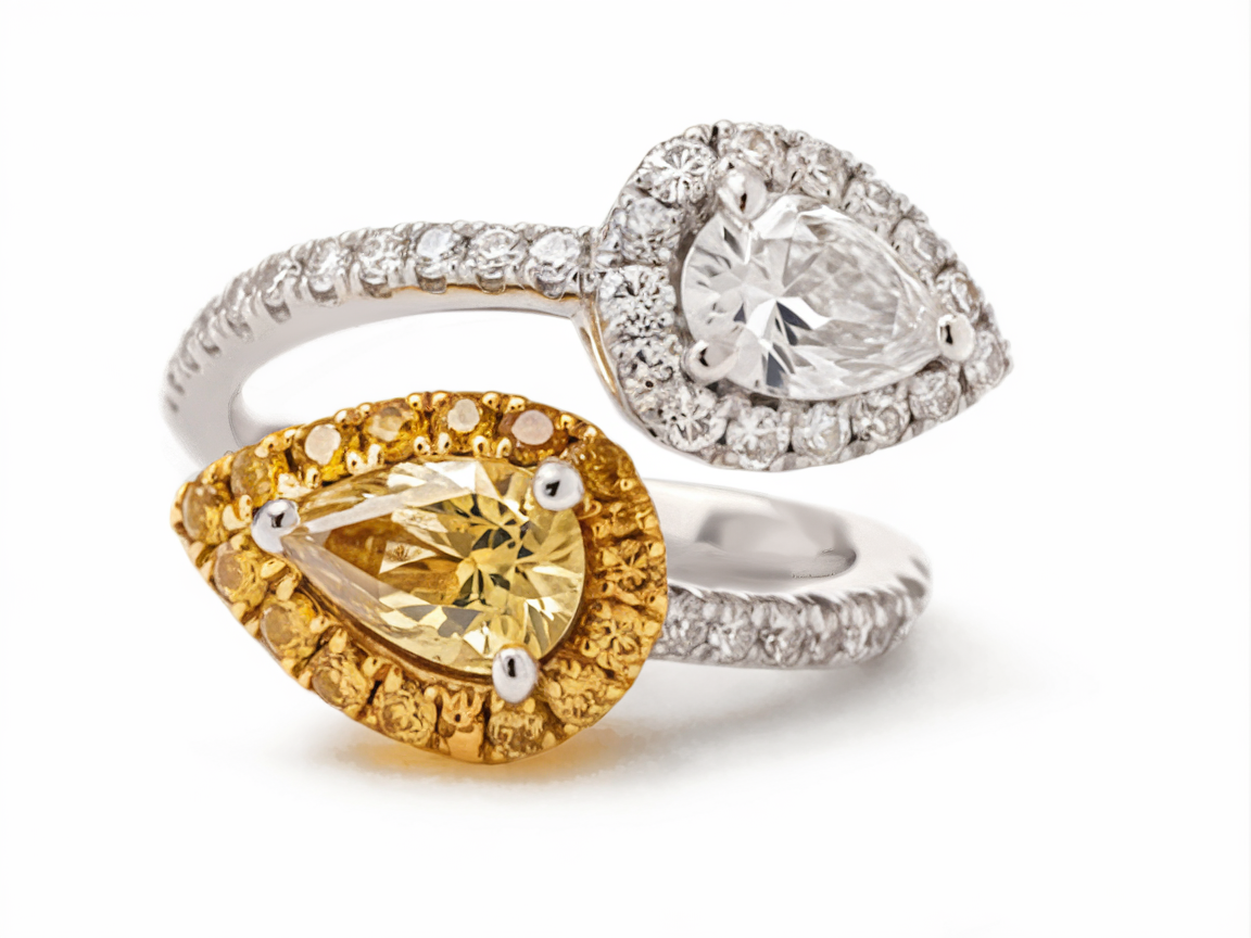 Dual pear-shape diamond ring